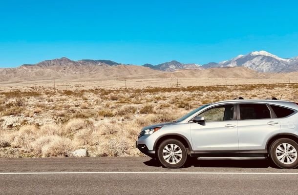 TrackLab S7 4G GPS vehicle tracking device for car rentals and automobile dealers. Cars, Exotic cars, luxury cars, sports cars, Trucks, RV, Motorbikes