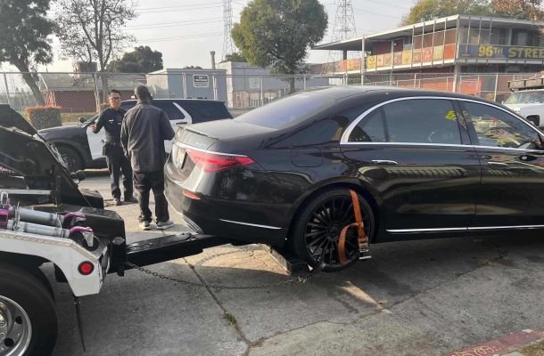 TrackLab S7 4G GPS vehicle tracking device for car rentals and automobile dealers. Cars, Exotic cars, luxury cars, sports cars, Trucks, RV, Motorbikes